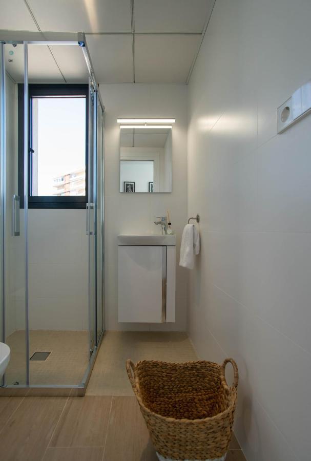 Modern Sea Front Reef Apartment อาลิกันเต ภายนอก รูปภาพ
